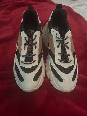 SM New York White Black Tan Chunky Athletic Sneakers